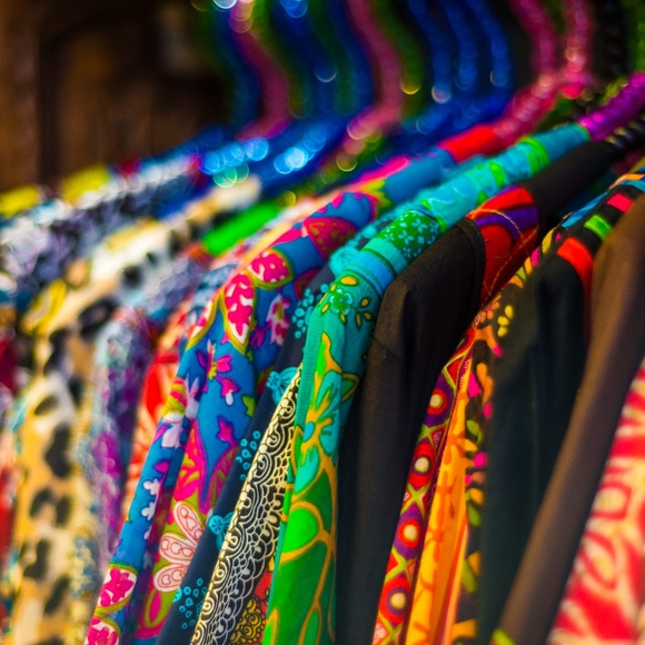 Meet your Posher, Cheryl - Picture 2 of 2